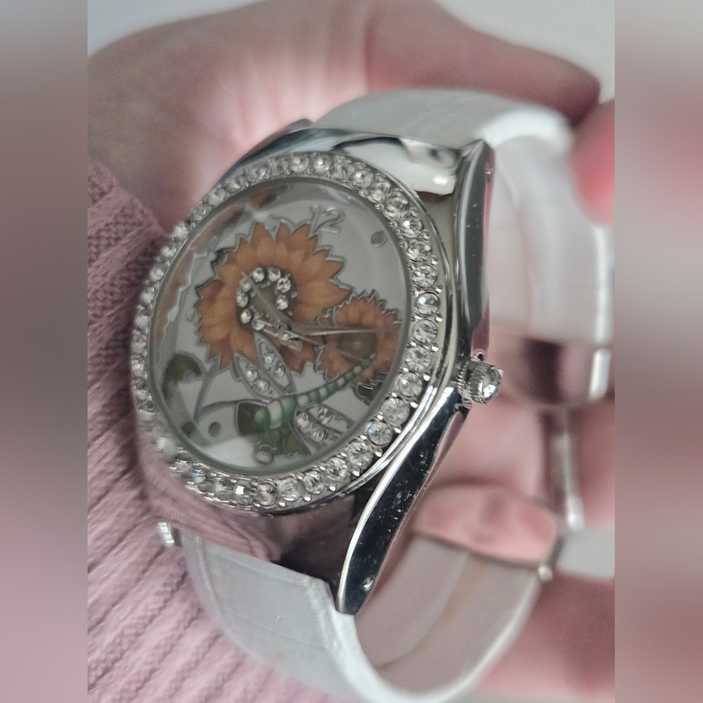 Avon Sunflower Dragonfly Silver Tone Rhinestone Watch NWOT Floral Bracelet Watch - Picture 10 of 13